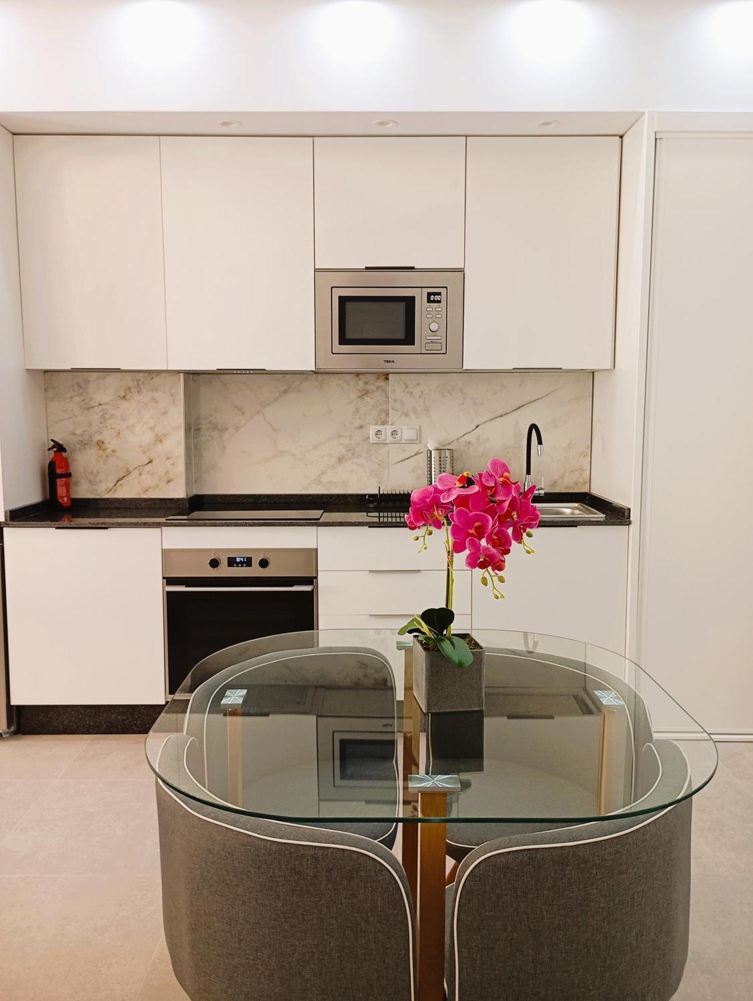 Moderno Apartamento En La Luz Màlaga Exteriér fotografie